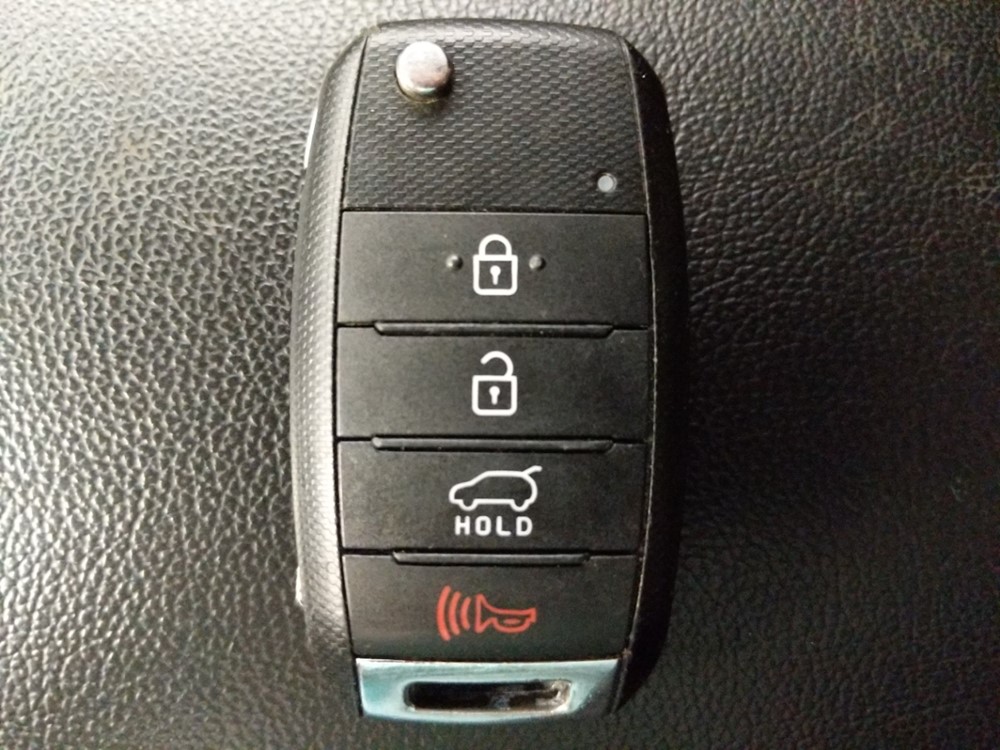 2016 Kia Soul - Keys
