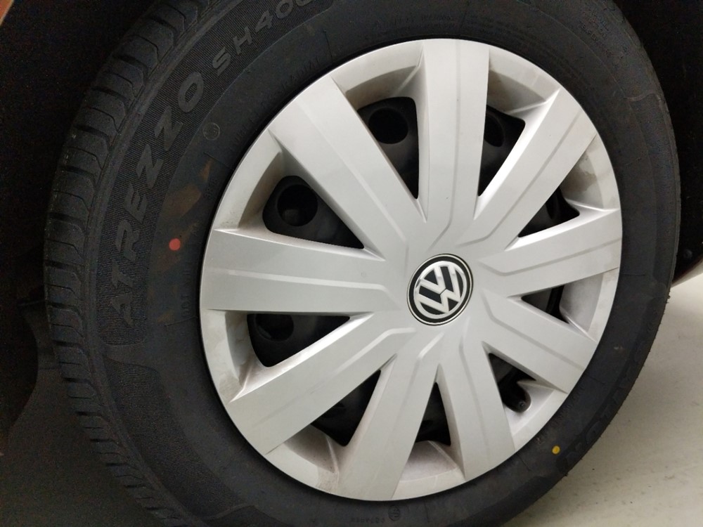 2016 Volkswagen Jetta - Wheel