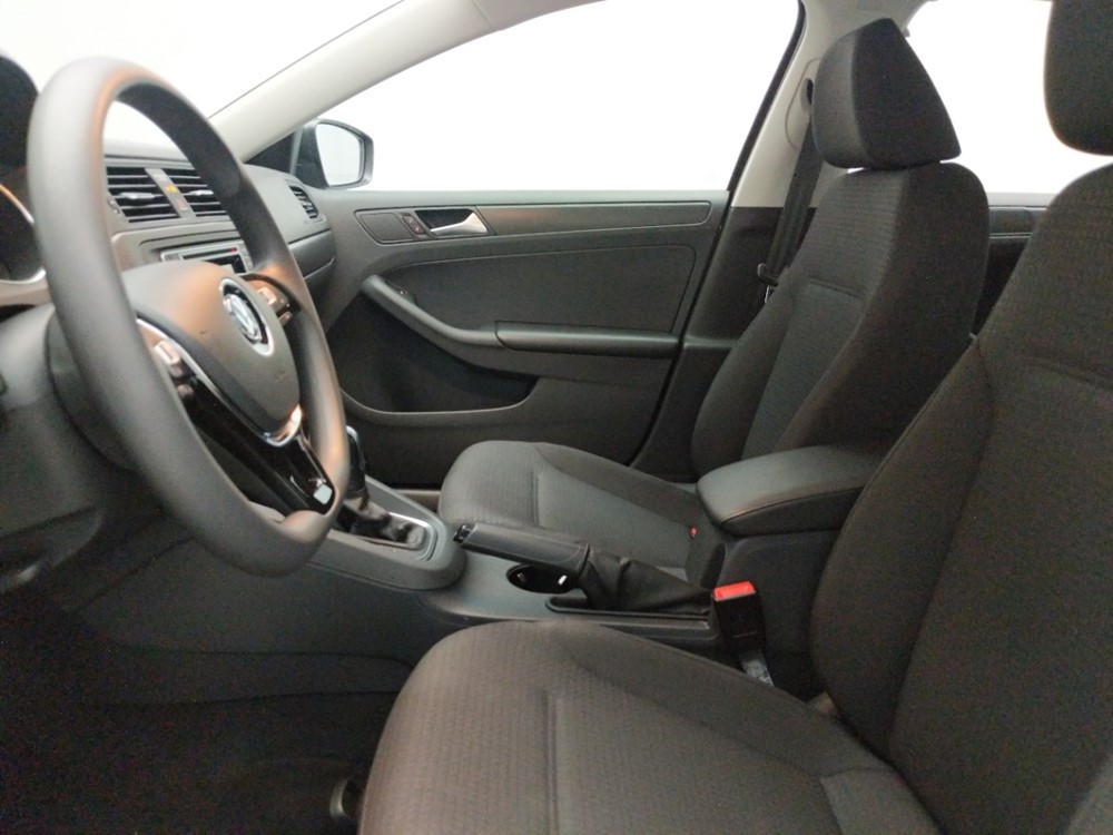 2016 Volkswagen Jetta - Driver Front Seat