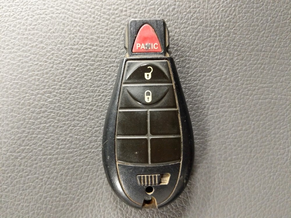 2015 Dodge Ram 1500 - Keys