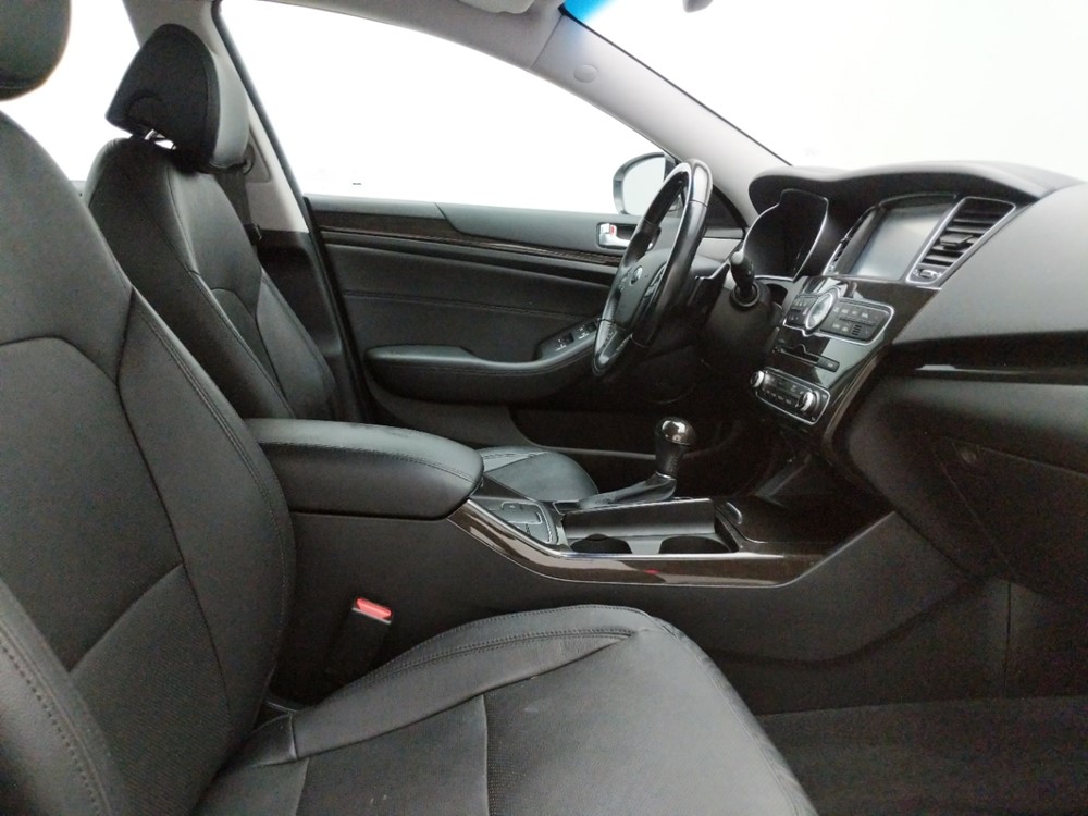 2015 Kia Cadenza - Passenger Front Seat