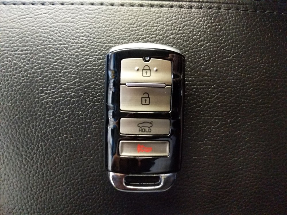 2015 Kia Cadenza - Keys