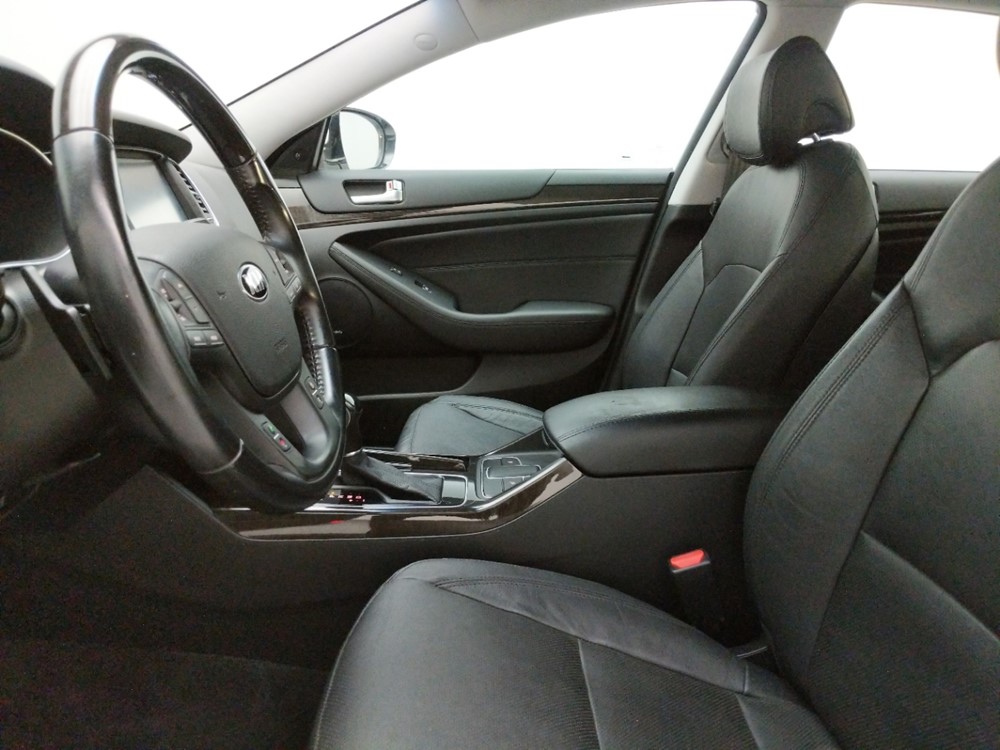 2015 Kia Cadenza - Driver Front Seat