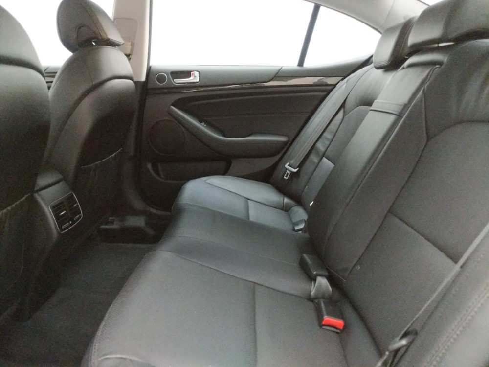 2015 Kia Cadenza - Driver Rear Seat