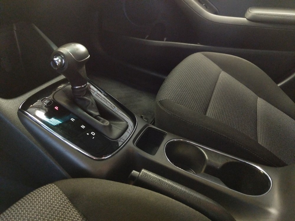 2017 Kia Forte - Center Console/Cup Holders