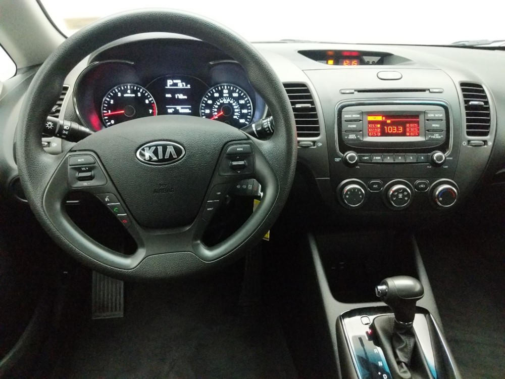 2017 Kia Forte - Driver Dash