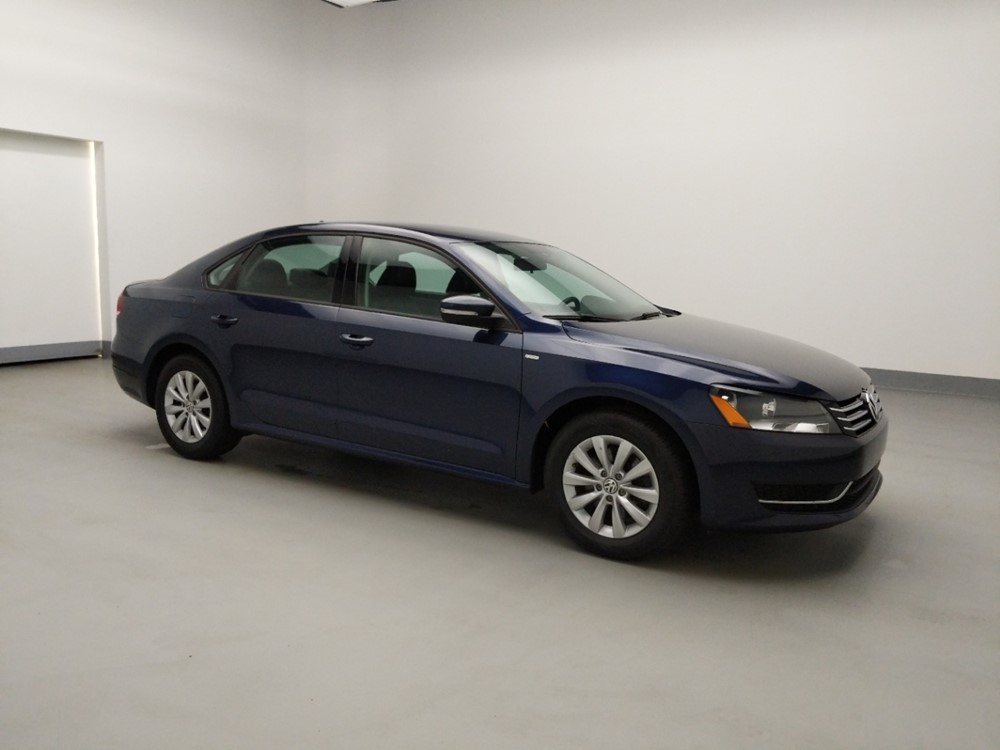 2015 Volkswagen Passat - Passenger Front Side