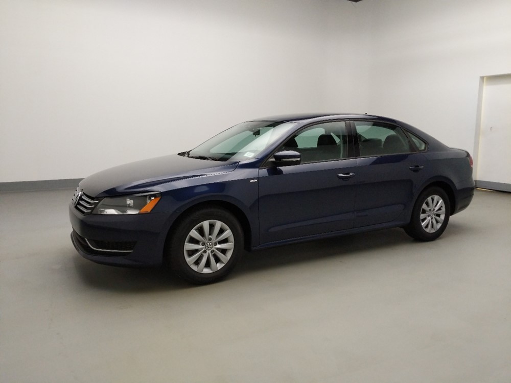 2015 Volkswagen Passat - Driver Front Side