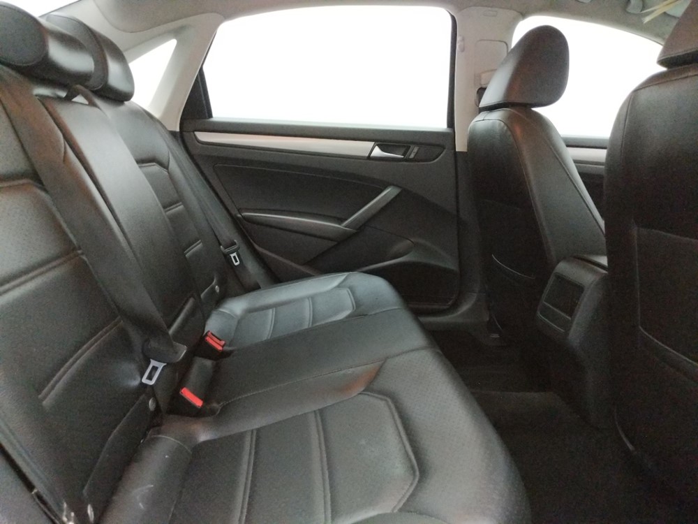 2015 Volkswagen Passat - Passenger Rear Seat