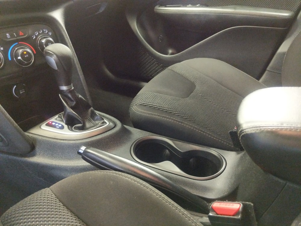 2016 Dodge Dart - Center Console/Cup Holders