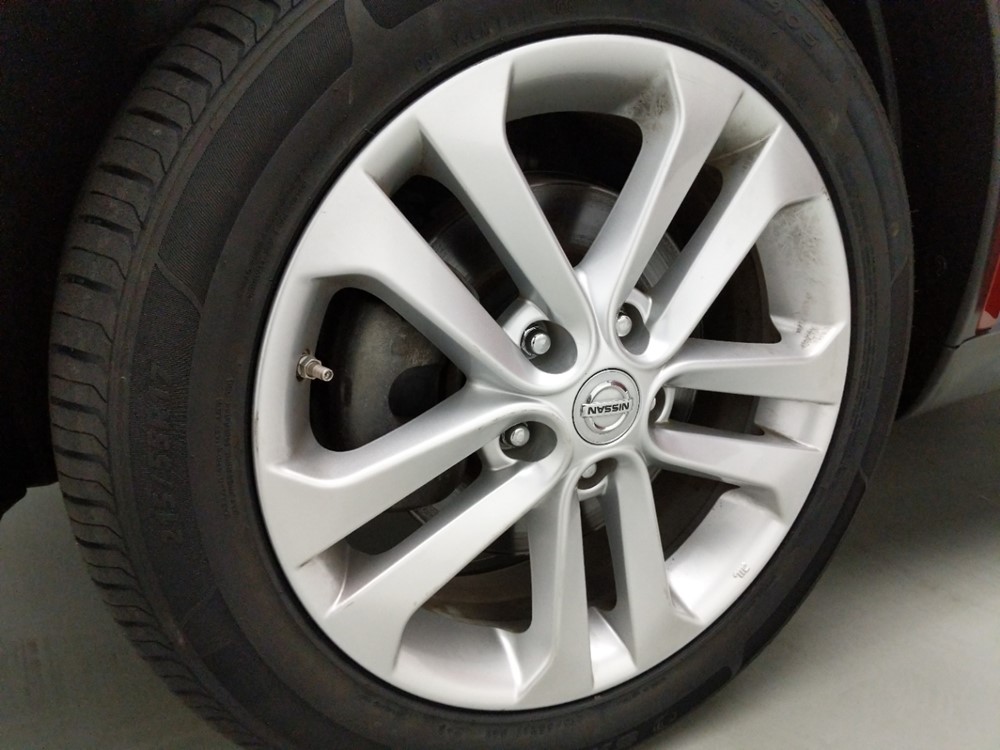 2017 Nissan JUKE - Wheel