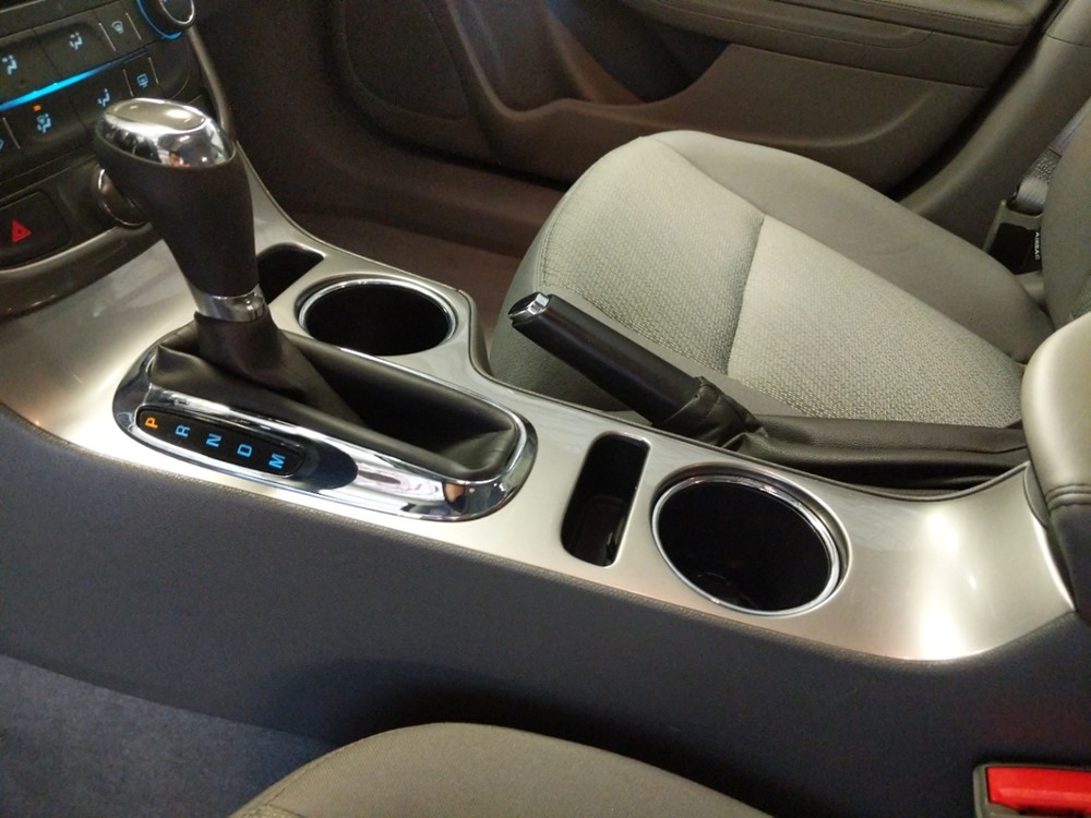 2016 Chevrolet Malibu - Center Console/Cup Holders