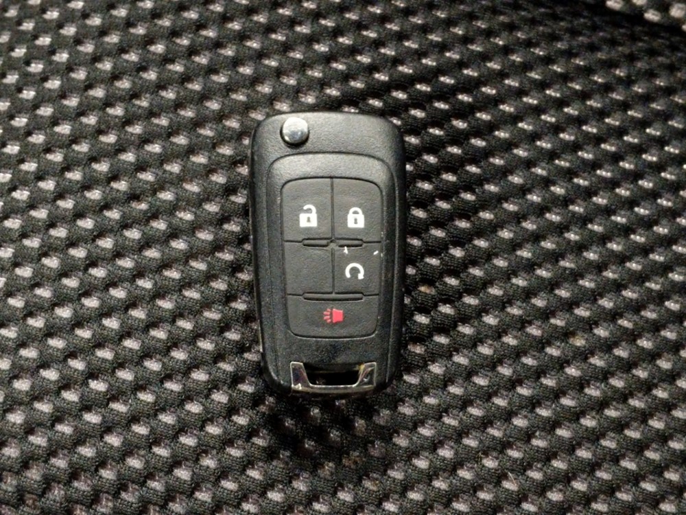 2016 Chevrolet Equinox - Keys