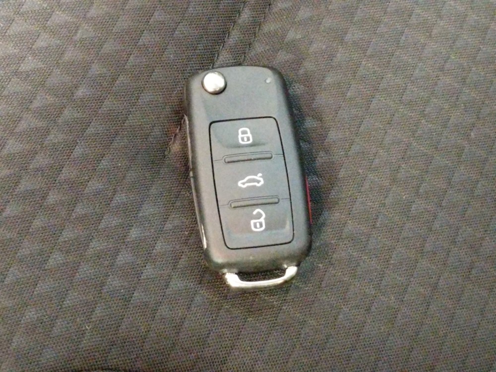 2015 Volkswagen Jetta - Keys