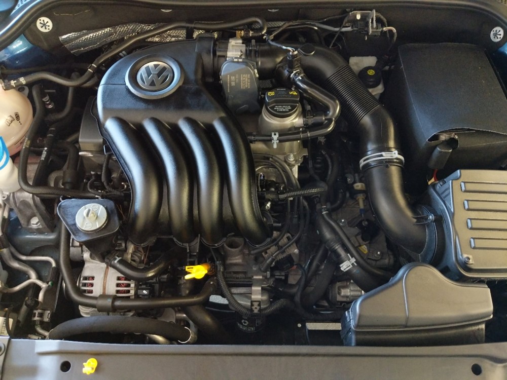 2015 Volkswagen Jetta - Engine