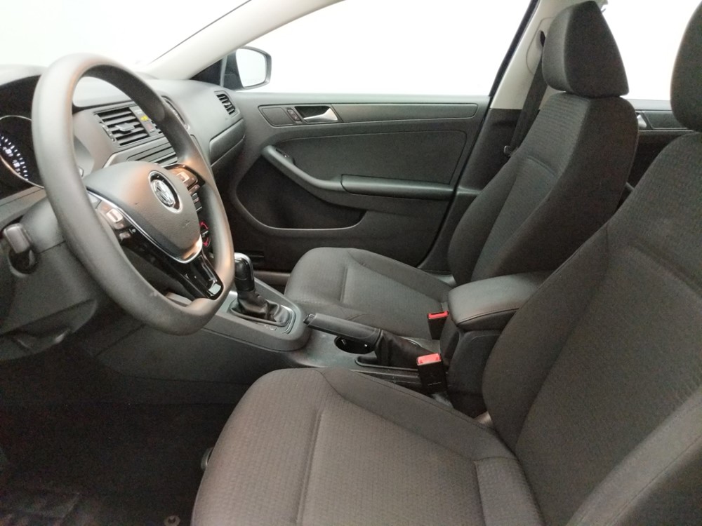 2015 Volkswagen Jetta - Driver Front Seat