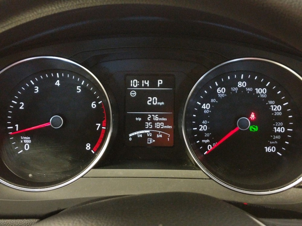 2015 Volkswagen Jetta - Odometer Close Up
