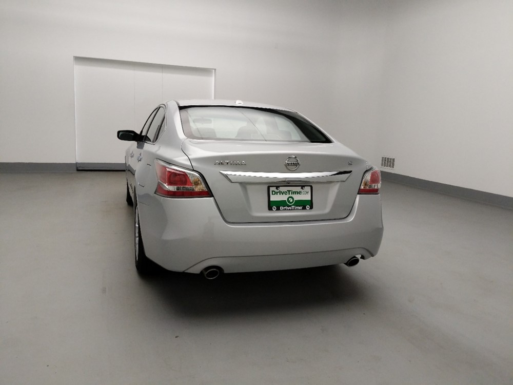 2015 Nissan Altima - Driver Rear Trunk