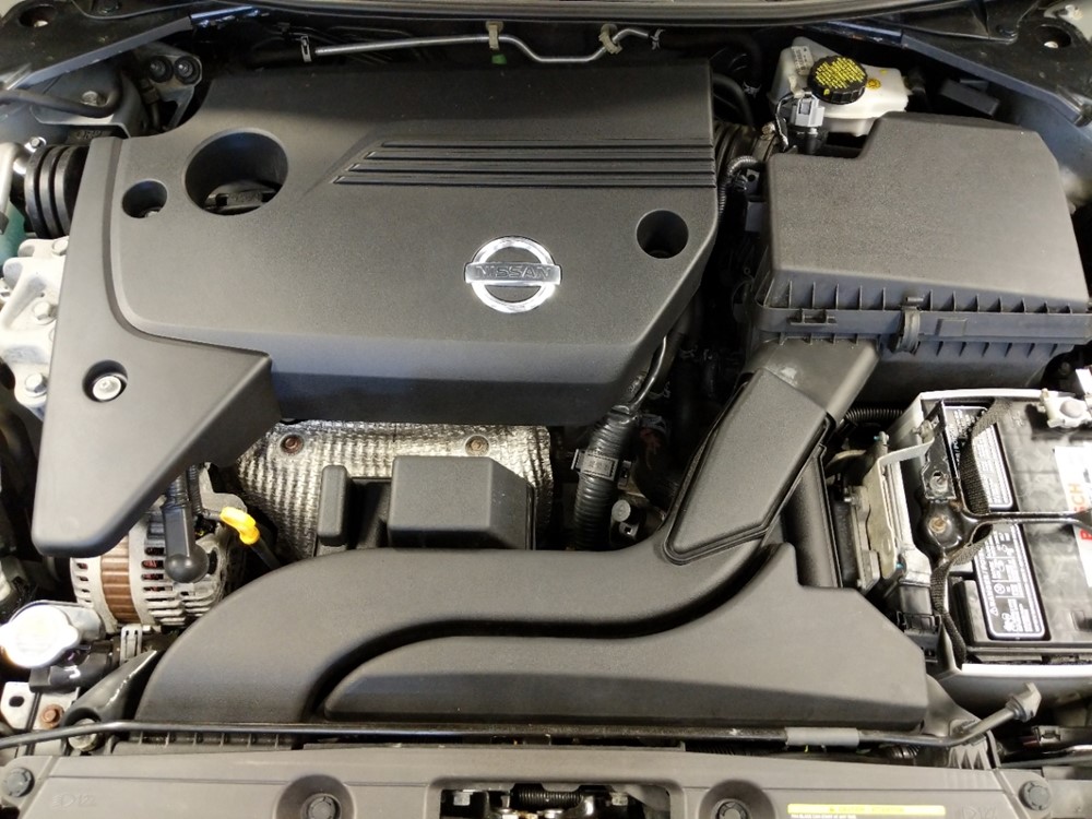 2015 Nissan Altima - Engine