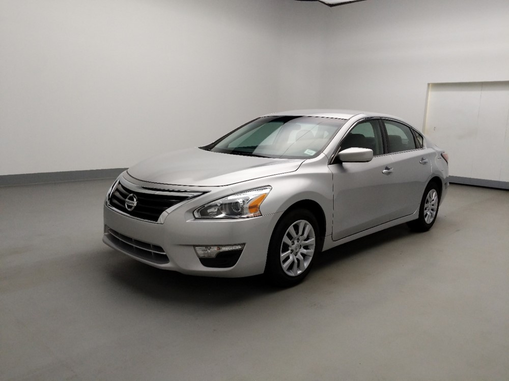 2015 Nissan Altima - Driver Front Bumper