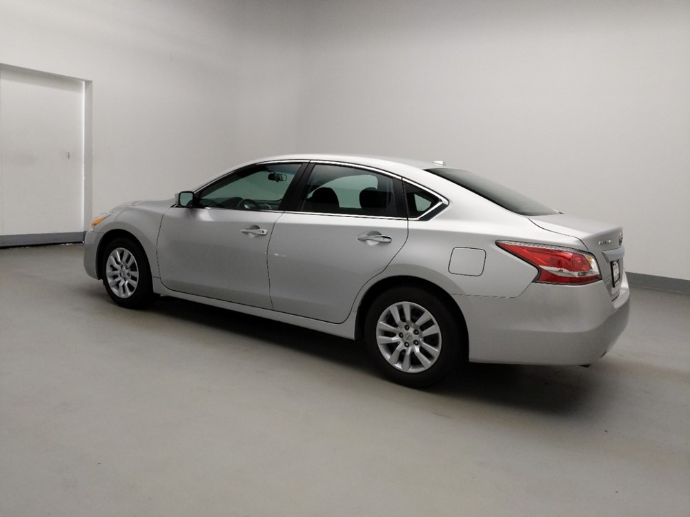 2015 Nissan Altima - Driver Rear Side