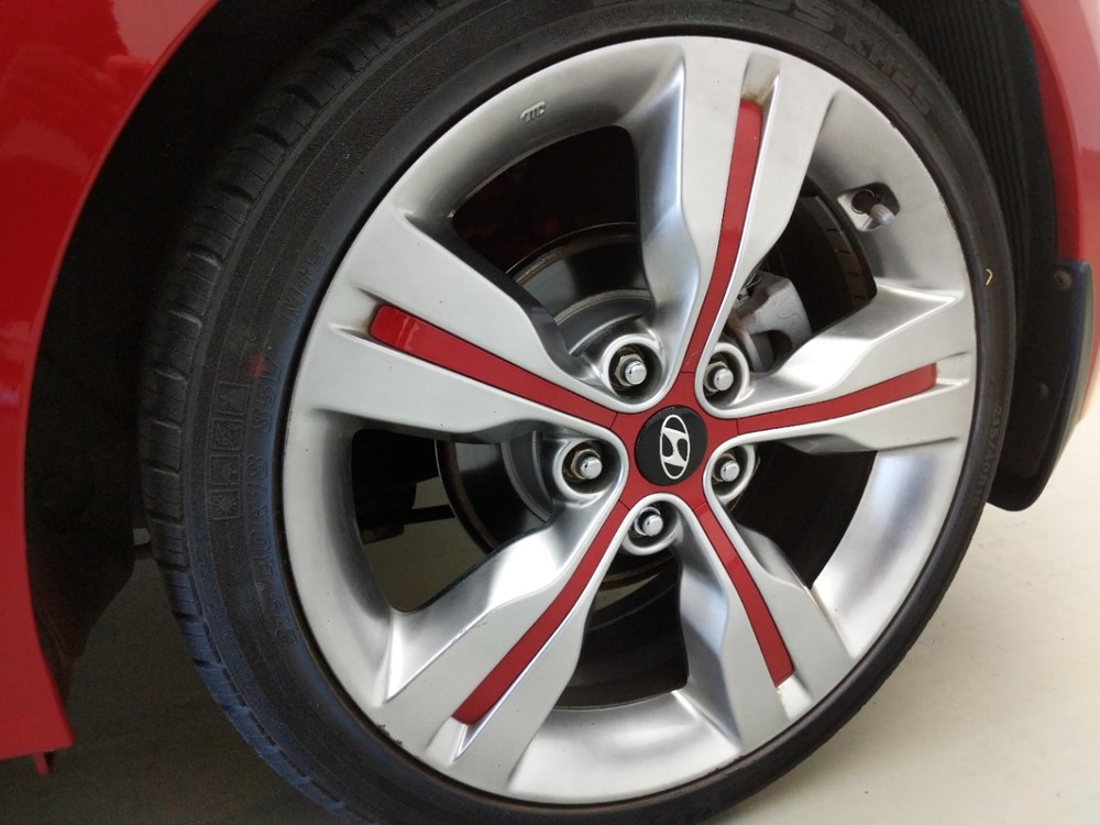 2012 Hyundai Veloster - Wheel