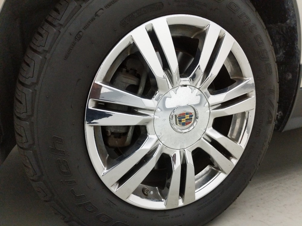 2011 Cadillac SRX - Wheel