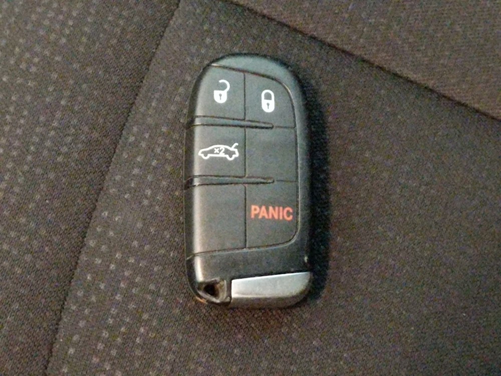 2015 Chrysler 200 - Keys