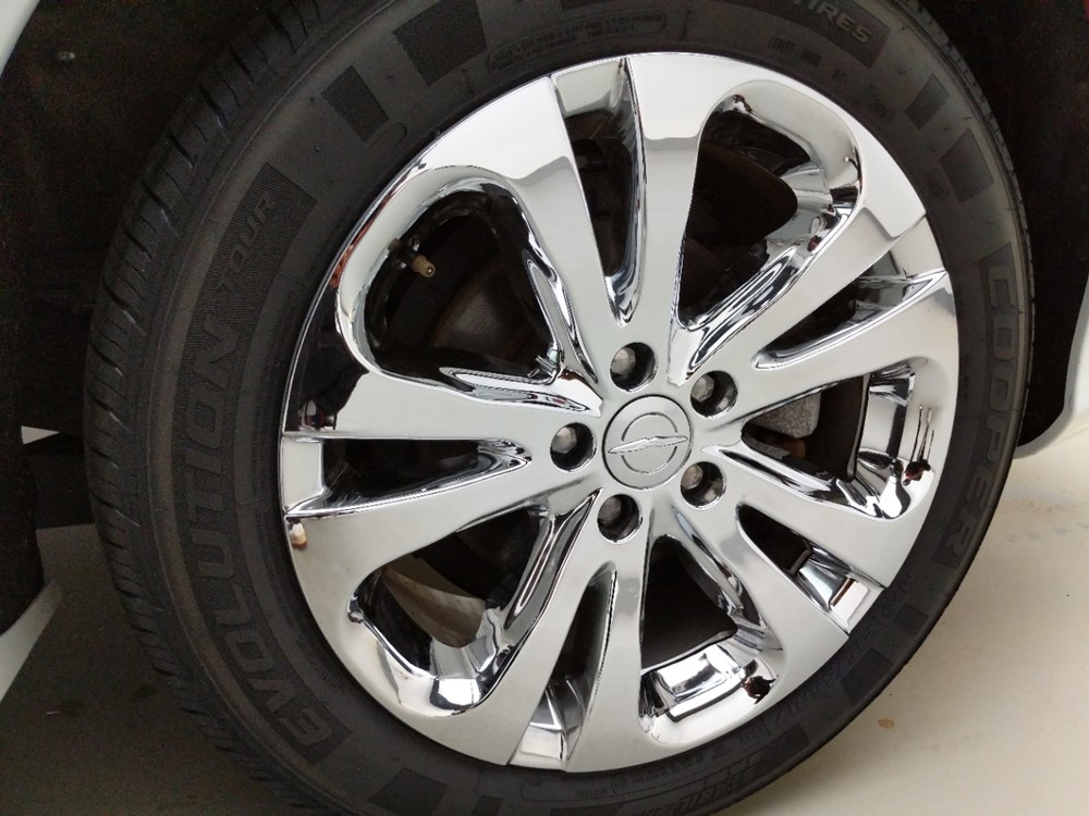 2015 Chrysler 200 - Wheel
