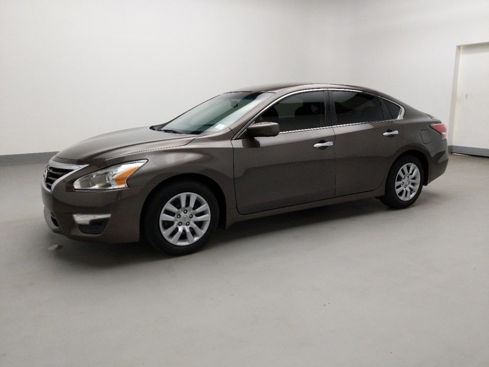 2015 Nissan Altima - Driver Front Side