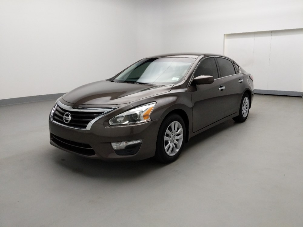 2015 Nissan Altima - Driver Front Bumper