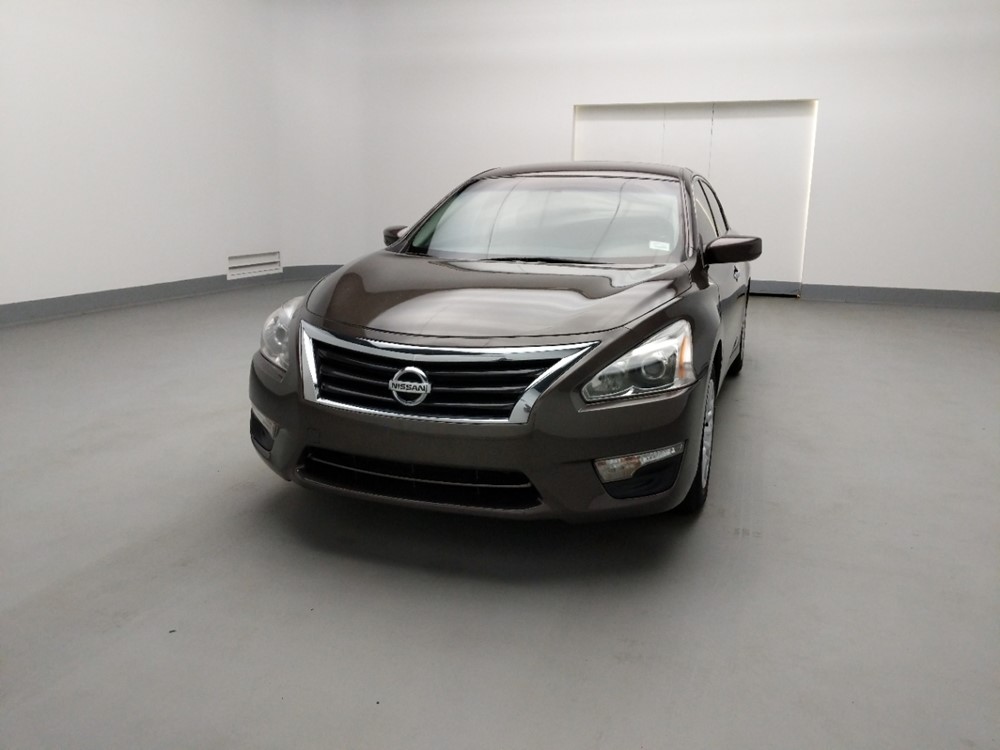 2015 Nissan Altima - Driver Front Hood