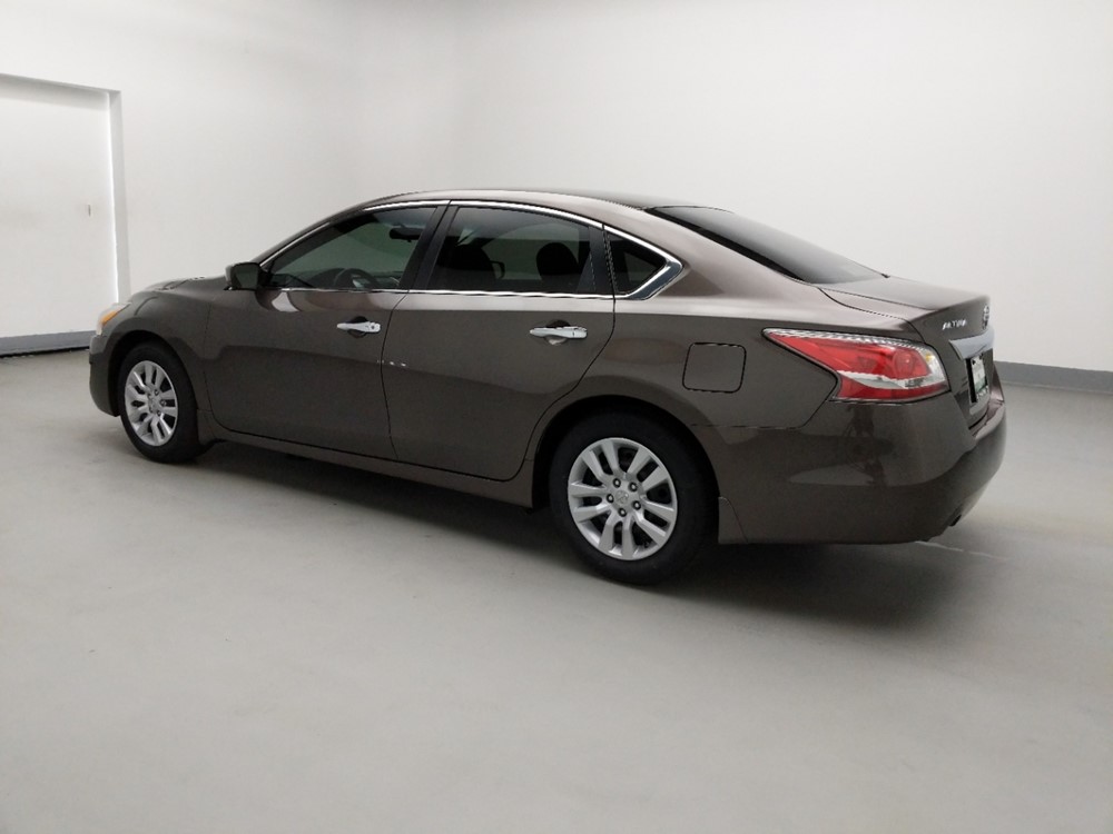 2015 Nissan Altima - Driver Rear Side