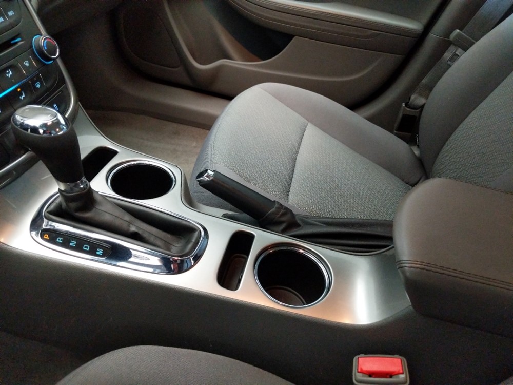 2015 Chevrolet Malibu - Center Console/Cup Holders
