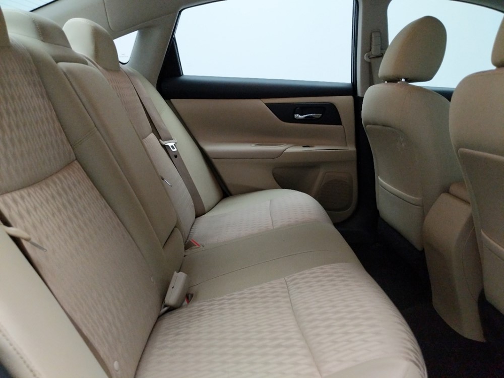 2017 Nissan Altima - Passenger Rear Seat