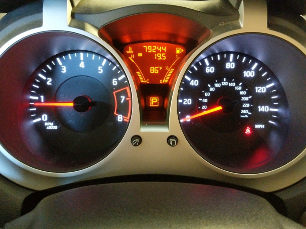 2012 Nissan JUKE - Odometer Close Up
