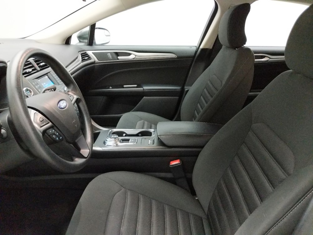 2017 Ford Fusion - Driver Front Seat