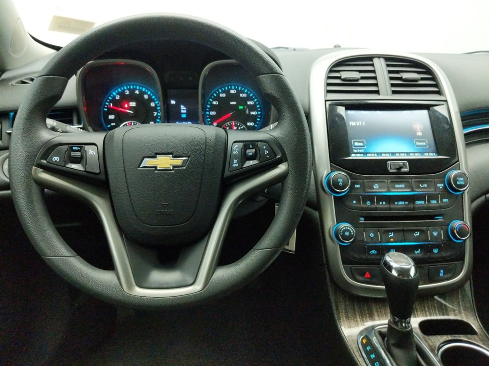 2016 Chevrolet Malibu - Driver Dash