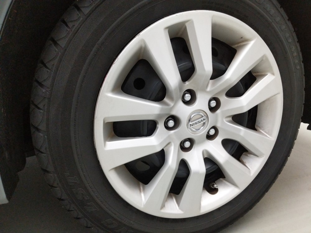 2014 Nissan Altima - Wheel