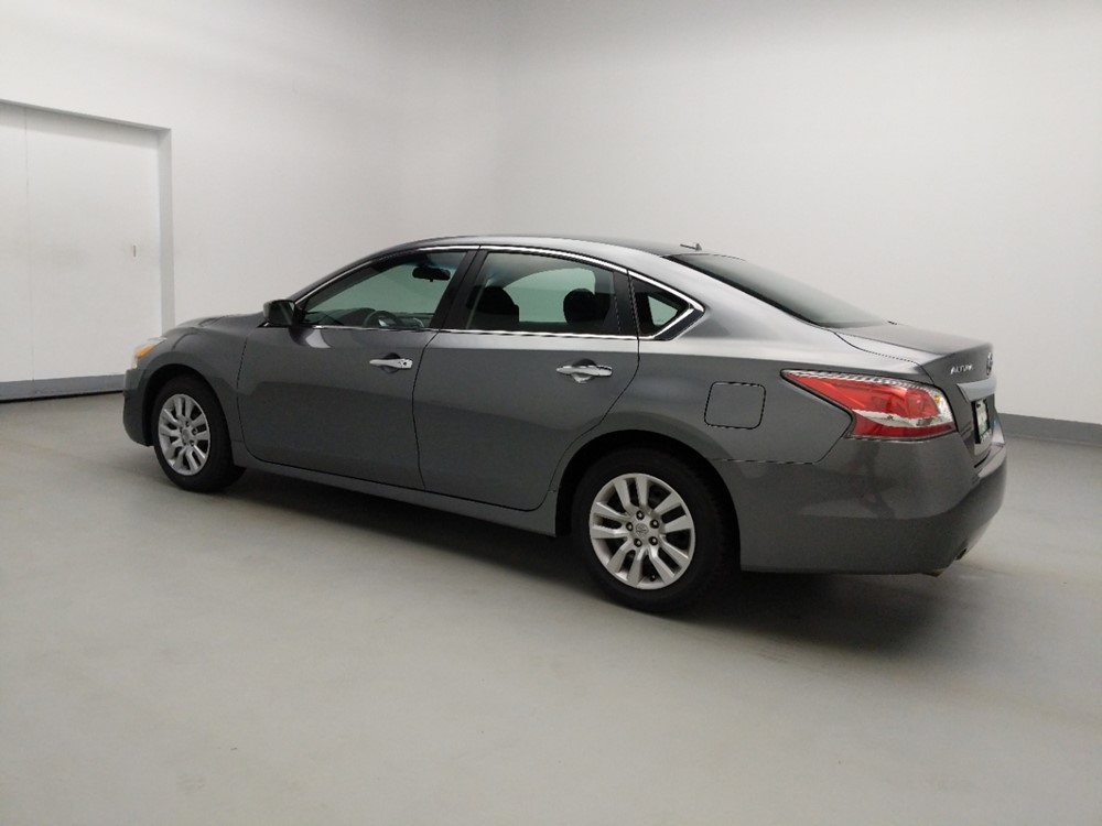2014 Nissan Altima - Driver Rear Side