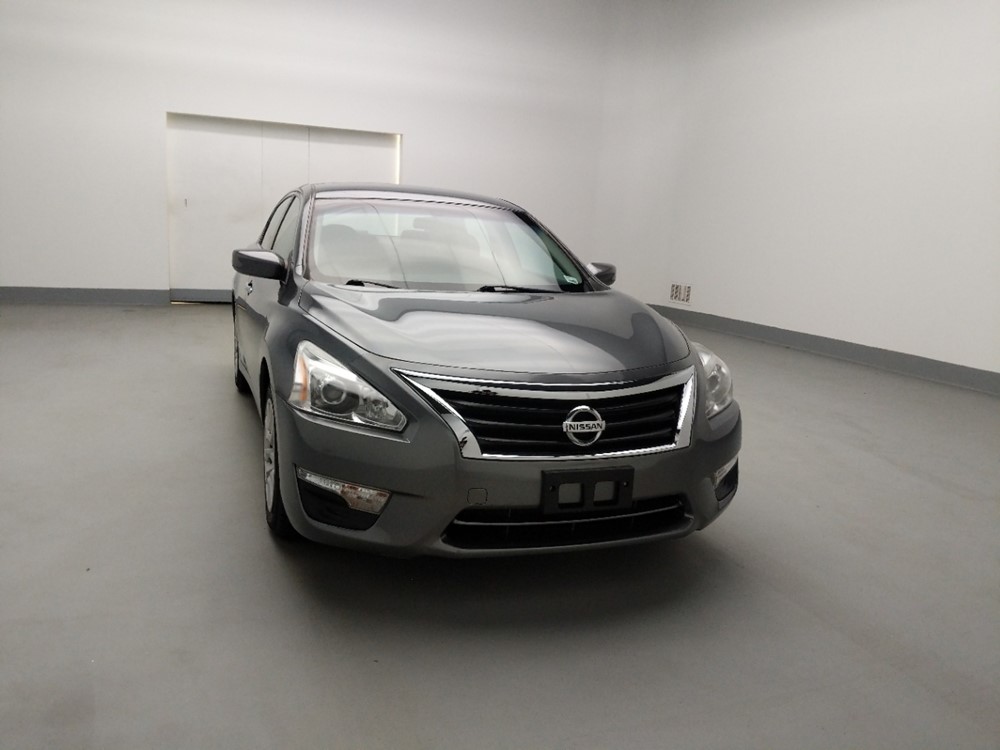 2014 Nissan Altima - Passenger Front Hood