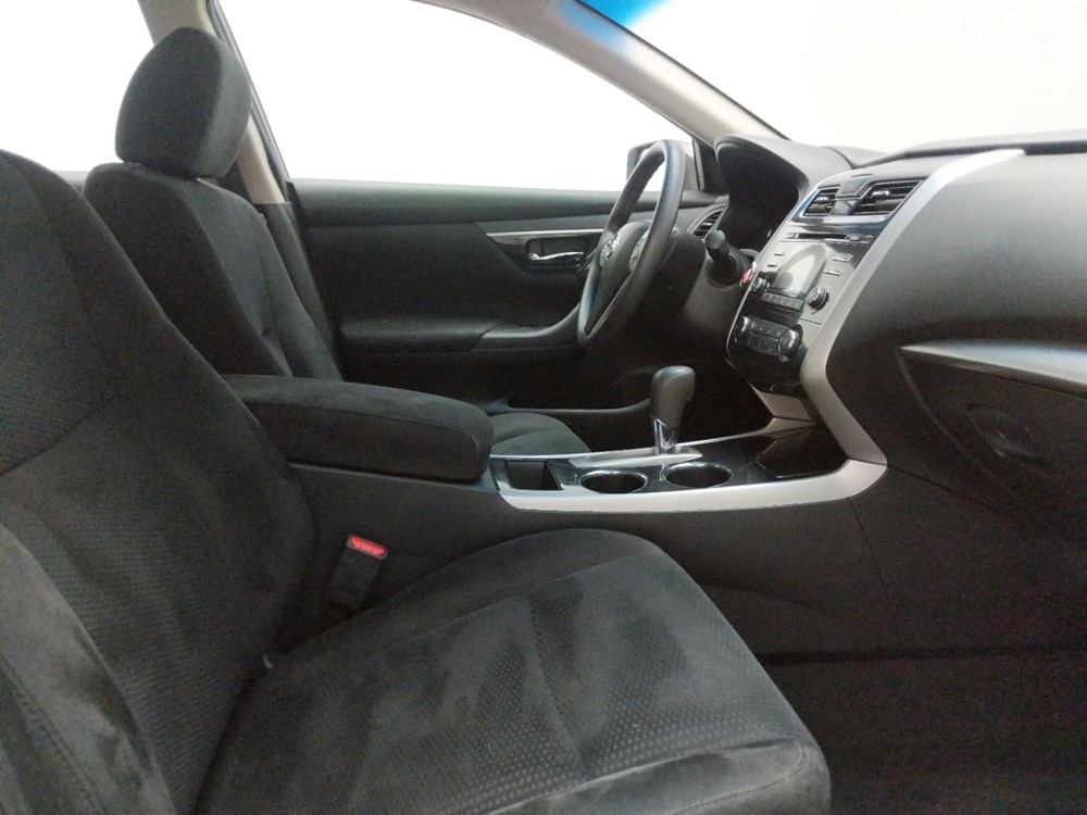 2014 Nissan Altima - Passenger Front Seat