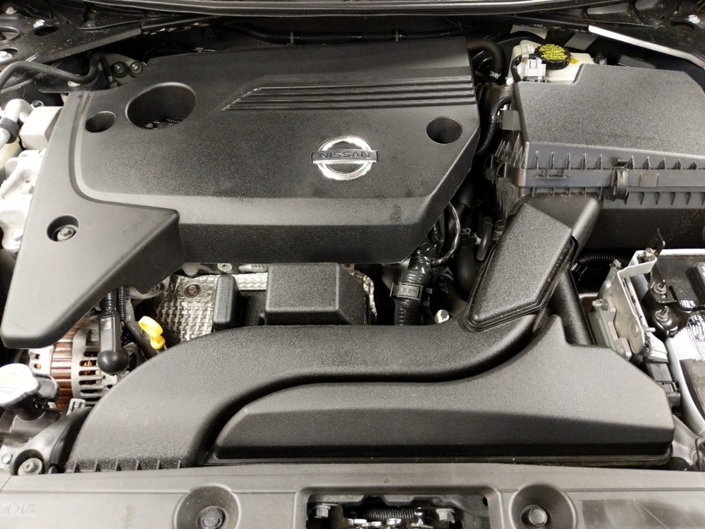 2014 Nissan Altima - Engine