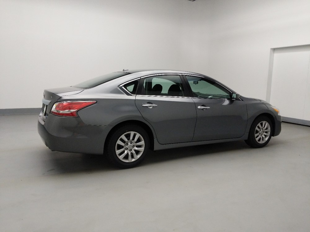 2014 Nissan Altima - Passenger Rear Side