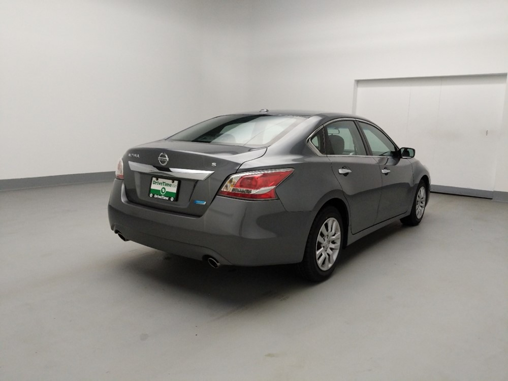2014 Nissan Altima - Passenger Rear Bumper