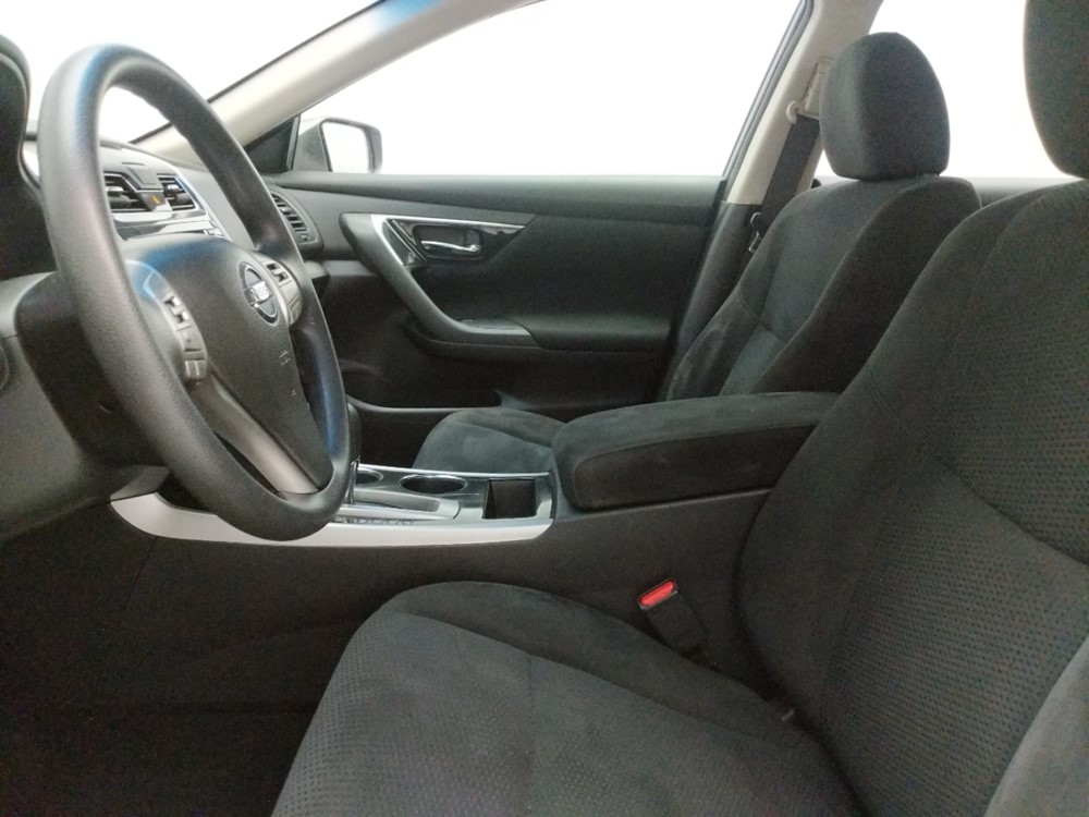 2014 Nissan Altima - Driver Front Seat
