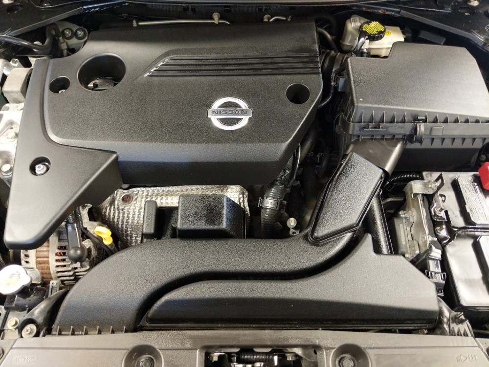 2013 Nissan Altima - Engine