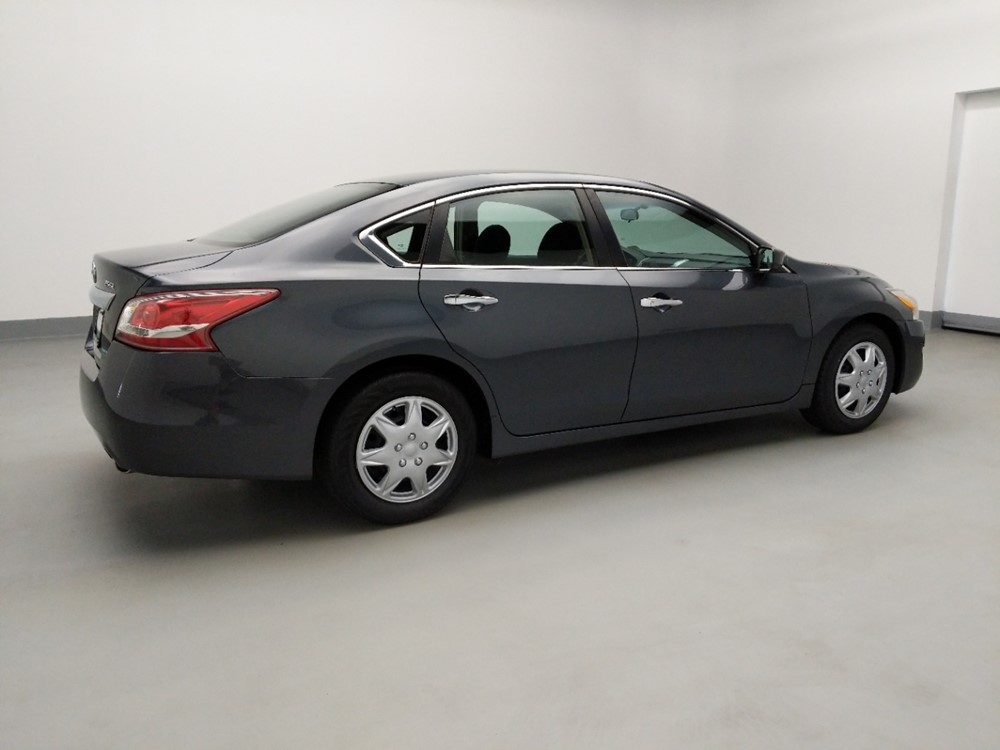 2013 Nissan Altima - Passenger Rear Side