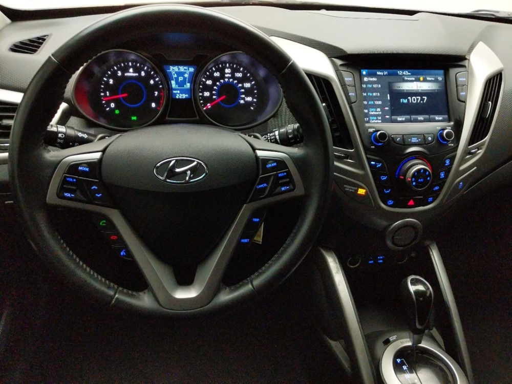 2017 Hyundai Veloster - Driver Dash