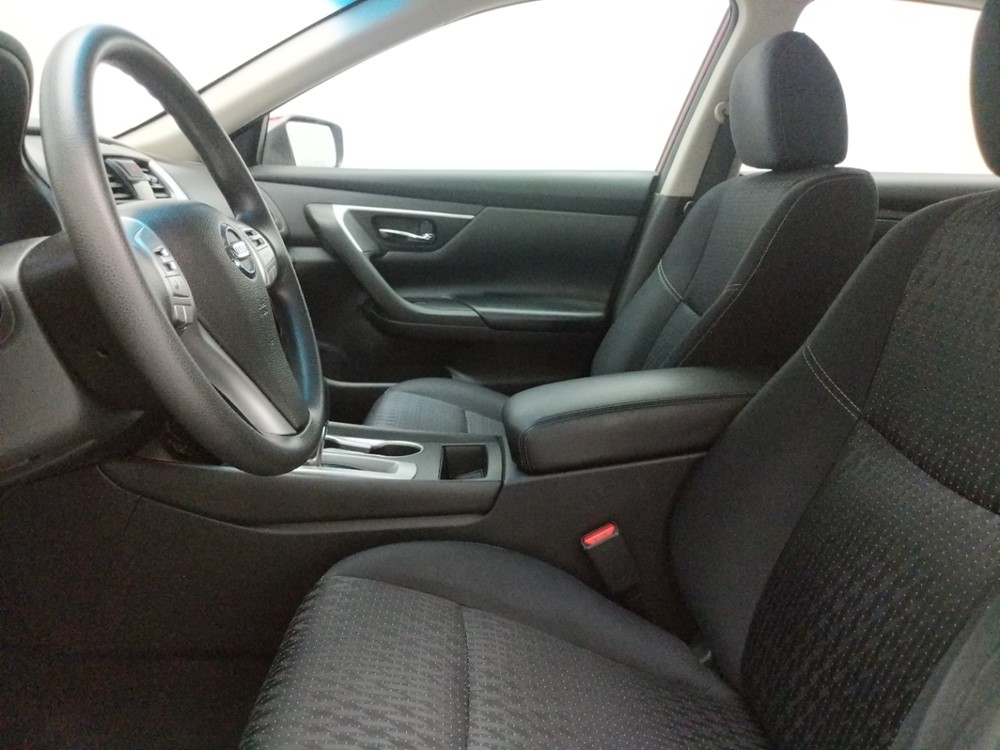 2016 Nissan Altima - Driver Front Seat